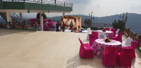 Hotel Barog Heights Отели в г. Солан