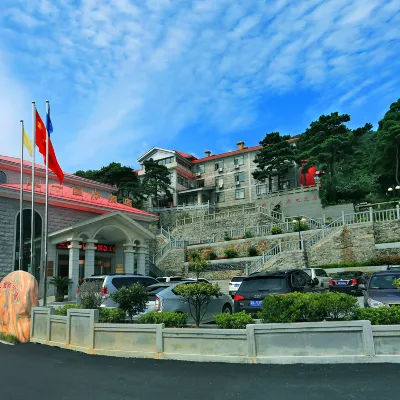 Jiangxi Provincial General Labor Union Lushan Workers Sanatorium Hotel berhampiran Three Cascades Waterfall