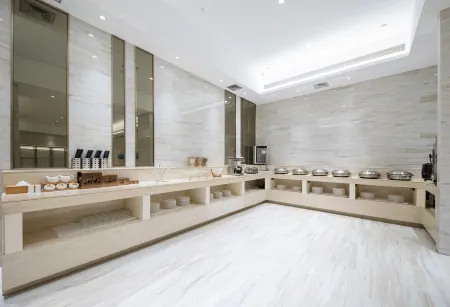 JI Hotel (Yancheng Municipal Government Jinying Julonghu Store) Отели рядом с достопримечательностью «Yancheng Institute of Technology (South Campus)»