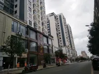 Xinping Huayu Hotel Hotels near Xinping Gymnasium