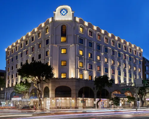 The Riviera Hotel Taipei Hotels in Тайбей