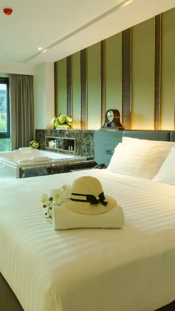 ห้องพรีเมียร์ เตียงใหญ่ 1 เตียง