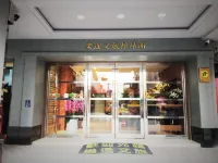 La Hotel Baseball Theme Hall Hotels near Dome of Light