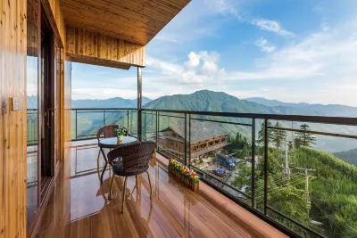 龍勝雲中閣客棧（九龍五虎觀景台店） 龍脊梯田景區—平安壯寨住宿飯店