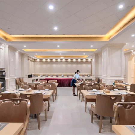 Vienna International Hotel (Chizhou High-speed Railway Station)