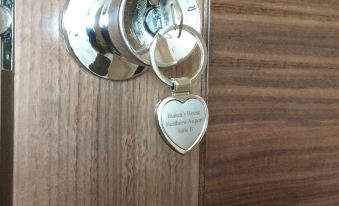 Pinfield Boutique Hotel - Housity
