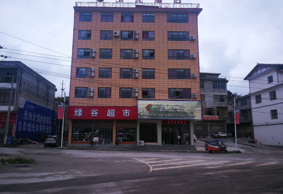 hotel overview picture