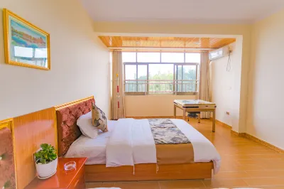 Xiannvshan Huitang Hotel