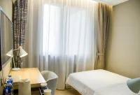 Homeinn · neo (Luoyang Wanda Plaza Wangcheng Park) Hotels in Luoyang