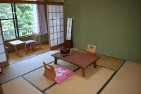 Lodge Yatsugatake Hotels in Koumi
