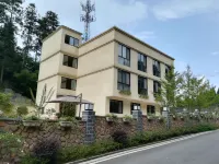 Tiantai Mountain Huashihai Hotel Hotels near Black Dragon Pool