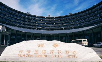 Yun-zen Jinling Lotus Hotel