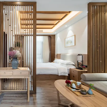 Floral Hotel · Plum Garden Mount Tai hotel