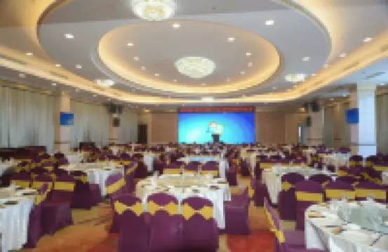 維也納酒店（泉州古城西湖公園店）