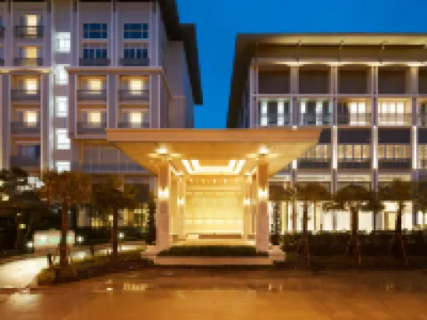 Health Land Resort & Spa Hotels near Pattaya Tai
