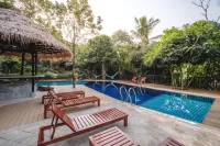 The Dearly Koh Tao Hostel-Padi 5 Star Dive Resort - Beach