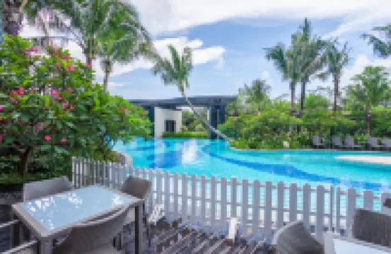 Haitang Bay Hongtai Seaview Holiday Apartment