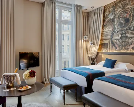 Hotel Indigo PARIS - OPERA by IHG โรงแรมในปารีส
