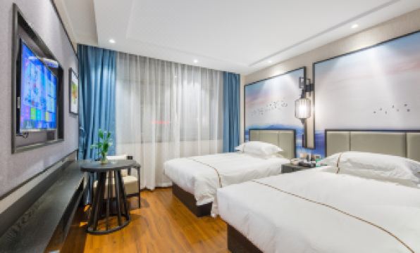 Jtour Inn Hotel (Jinhua Yiwu Business City Subway Station)