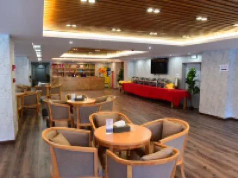 Xiangla Dongji Hotel Hotels in Zamthang