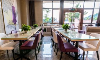 Lavande Hotel (Zhongshan Dachong Red Wood Culture Expo City) - Housity