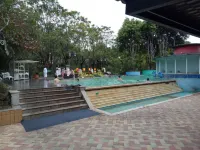 NKS Hotspring Grand View Garden - Swimmingpools