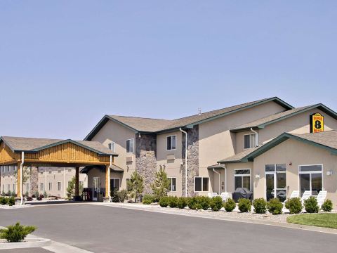 Super 8 by Wyndham Wheatland Wyoming