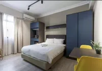 Greatwood Residence Hotel di 