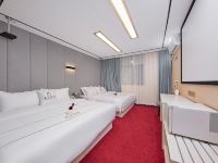 威尼斯特酒店(广州新白云国际机场店) - 私享3D影院双床房