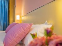 珠海喜爱酒店式公寓 - 情侣浪漫大床房
