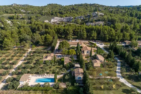 Les Petites Maisons - Hameau des Baux