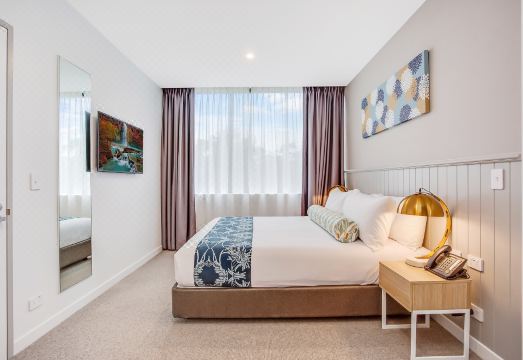 Mantra Southport Sharks