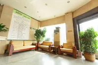 Jinding Hotel (Nanyang Railway Station Bus Station)