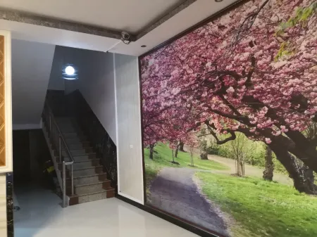 Huangmei Beiswan Hotel Отели рядом с достопримечательностью «Jiujiang Yangtze River Bridge»