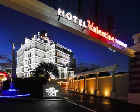 ホテルバレンタイン大使館 東郷店 東郷町のホテル