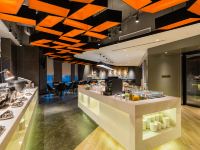 宁波高新区江南路亚朵酒店