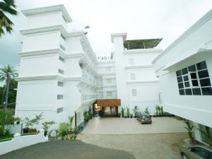 Hotel Surya