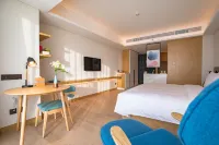 Le Joy Hotel