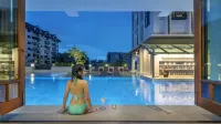 Monkham Village Hat Yai - Pools