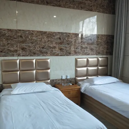 Beipiao Yirong Hotel