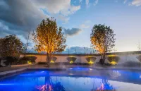 Dali Geothermal Paradise Hotel - Hot Springs