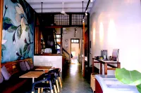 Yu Cafe Hostel