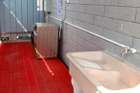 Yudu Lake Bin Boutique Apartment.