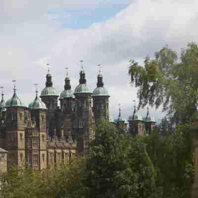 Small Luxury Hotels of the World - the Roseate Edinburgh Hotel Exterior