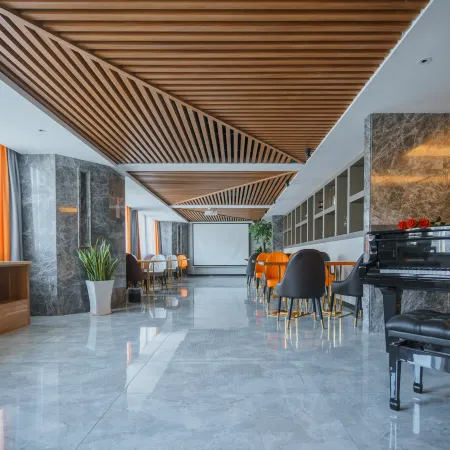 BoYue Hotel (Jingmen Wanda Plaza)