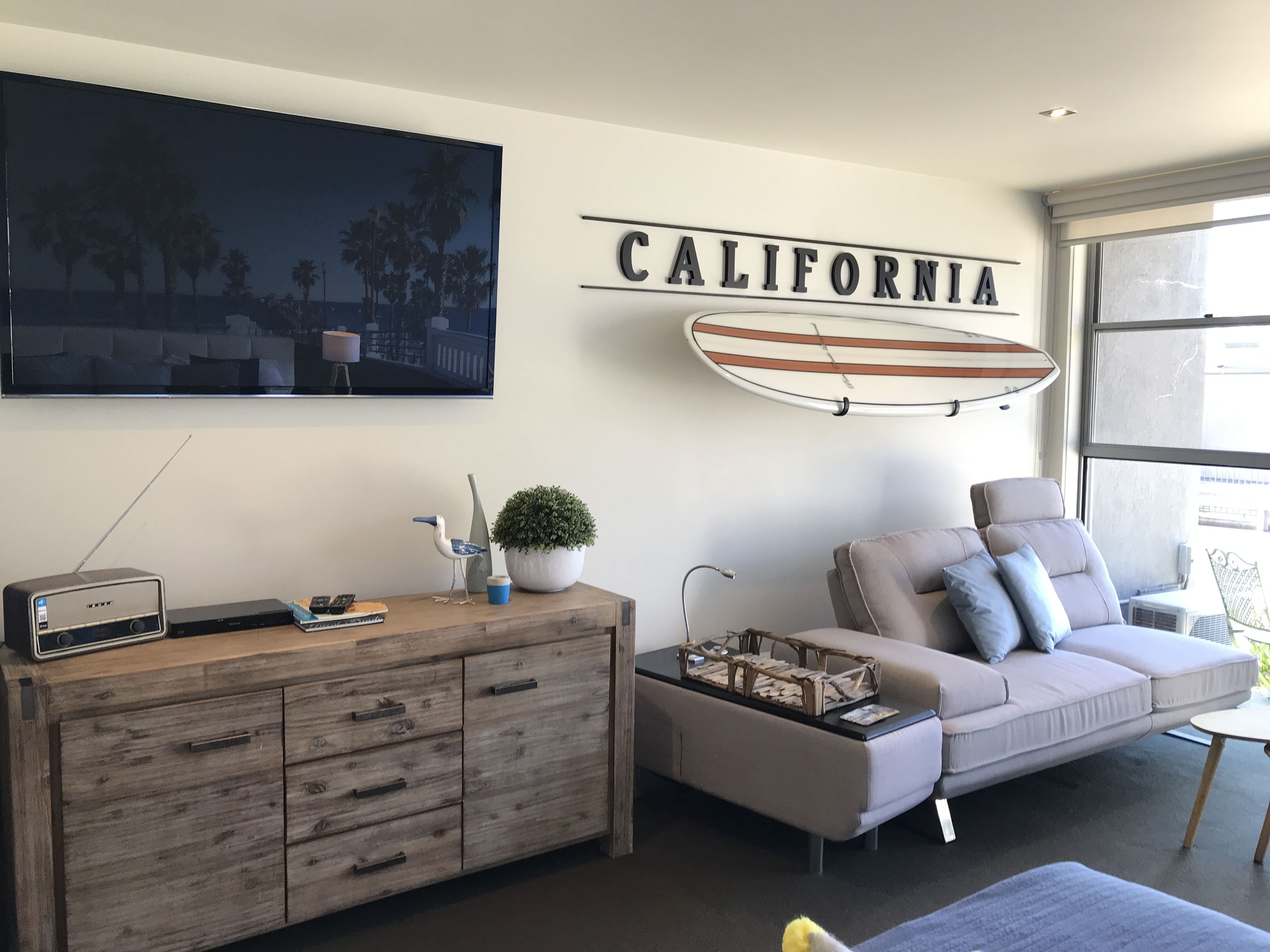 Lorne World Rooms Photos