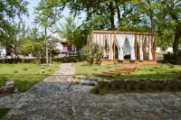 Floral Hotel·YixingShangyuan Boutique Hostel Hotels in Yixing