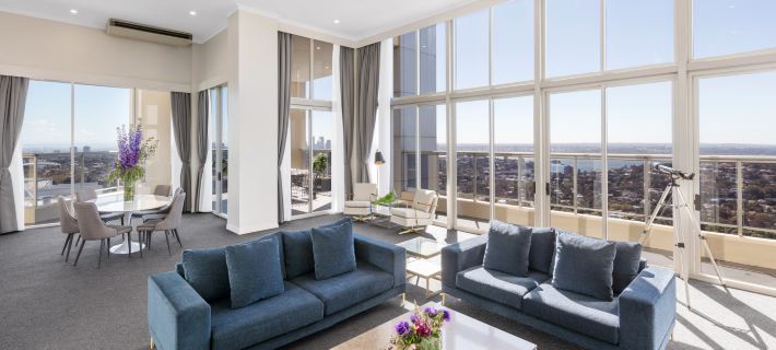Meriton Suites Bondi Junction Hotels in Sydney