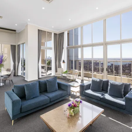 Meriton Suites Bondi Junction