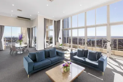 Meriton Suites Bondi Junction Hotels near The Little Space
